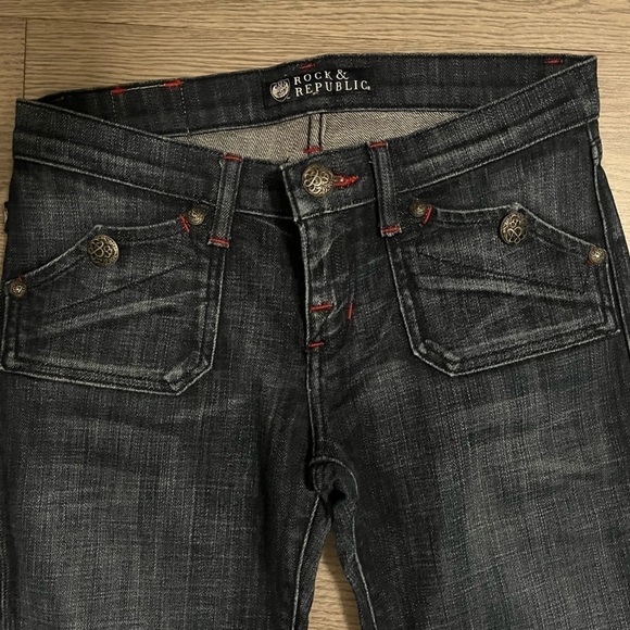 Rock & Republic:  Jeans - Picture 3 of 5